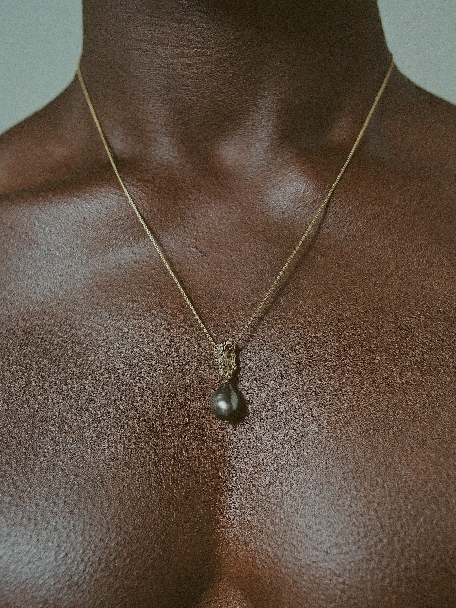 BATIZ NECKLACE - Image 7