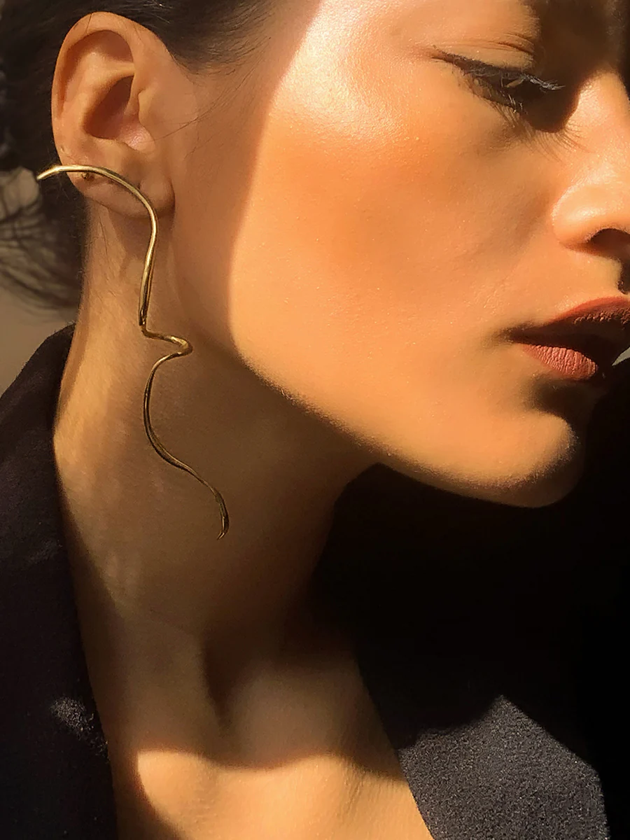 BOA EARRINGS - Image 3