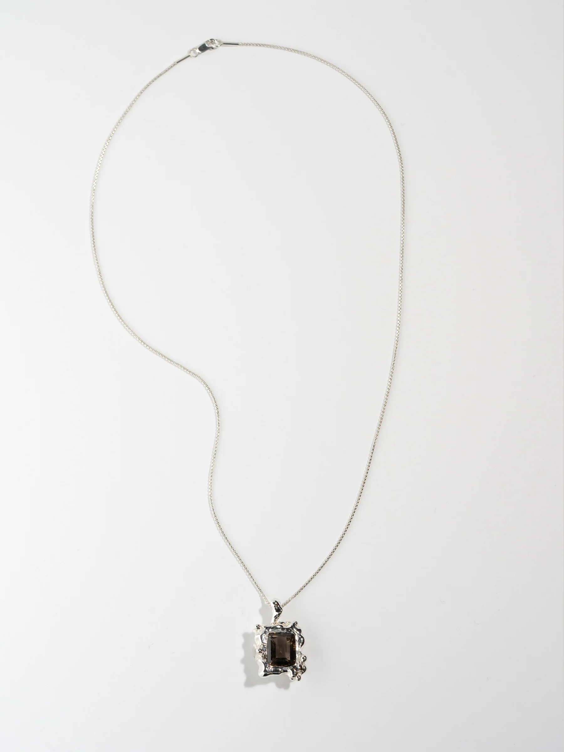 CORNICE NECKLACE - Image 3