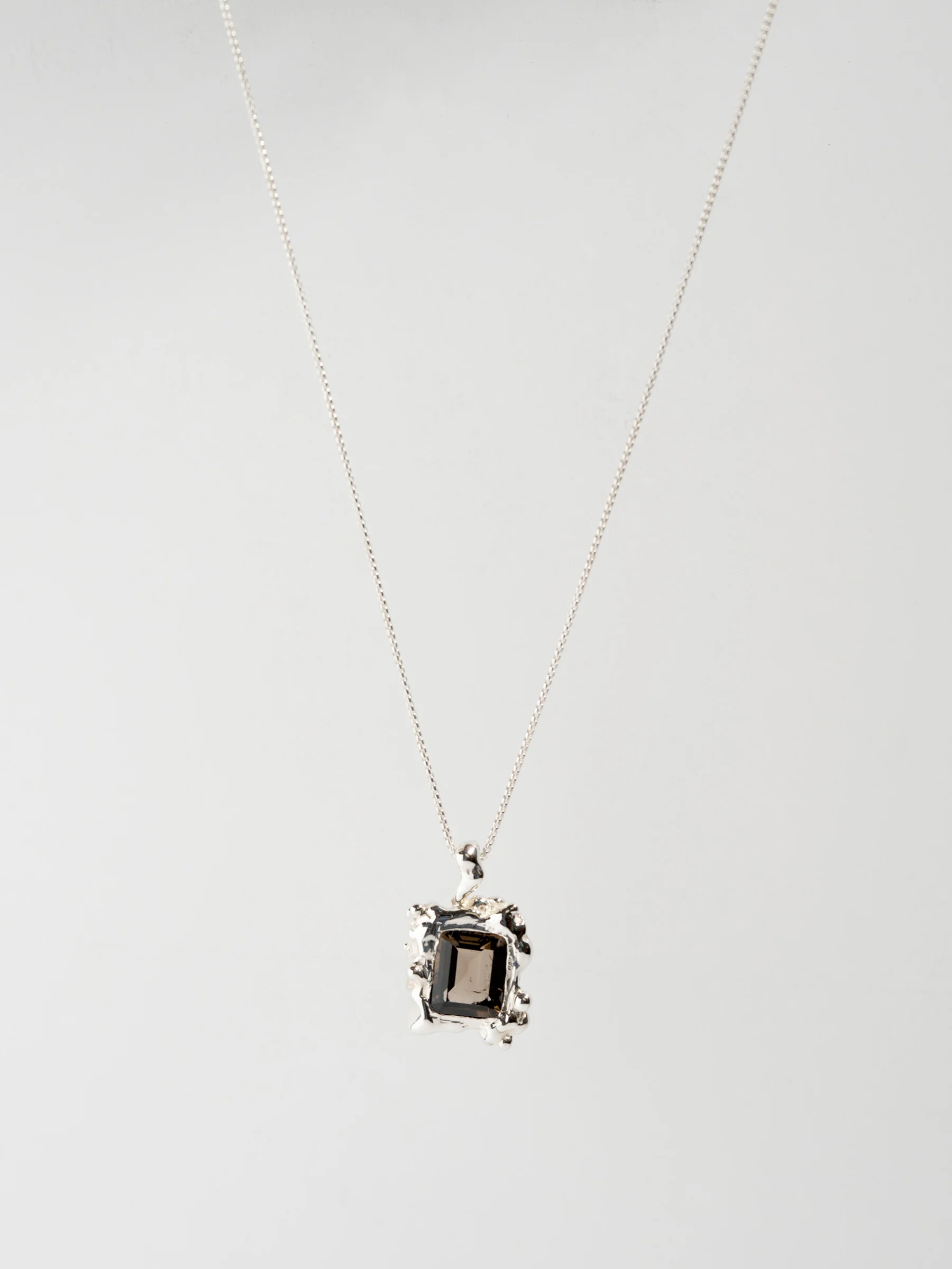 CORNICE NECKLACE - Image 6