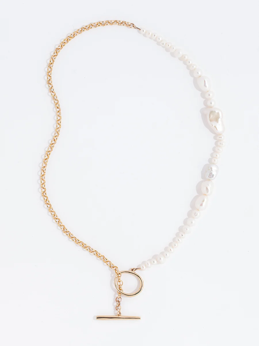 MARE NECKLACE
