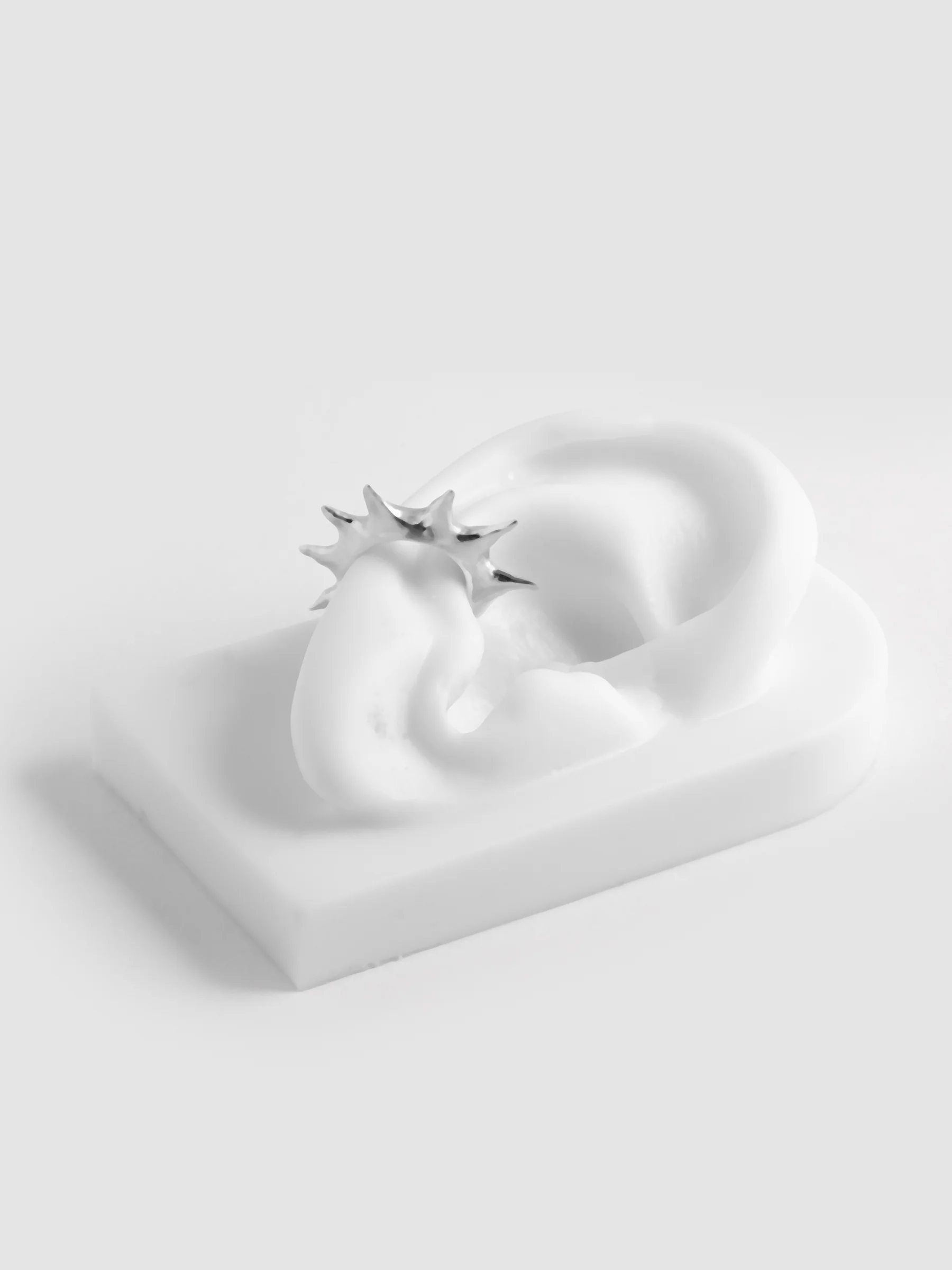SPINA Ear Cuff - Image 4