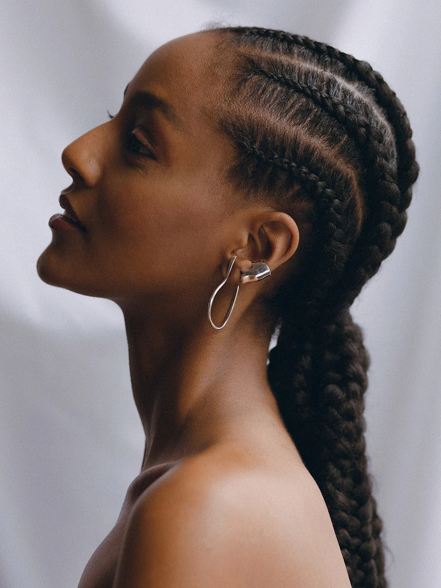 VINEA HOOK EARRINGS - Image 4